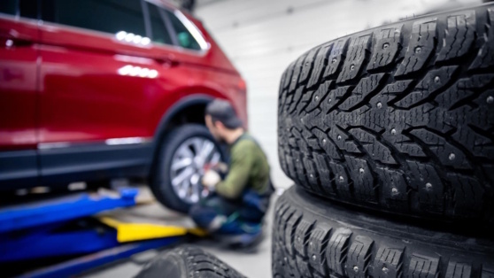    Синоптик посоветовал московским и петербургским автовладельцам не тянуть с заменой резины на зимнюю Ирина Петрова