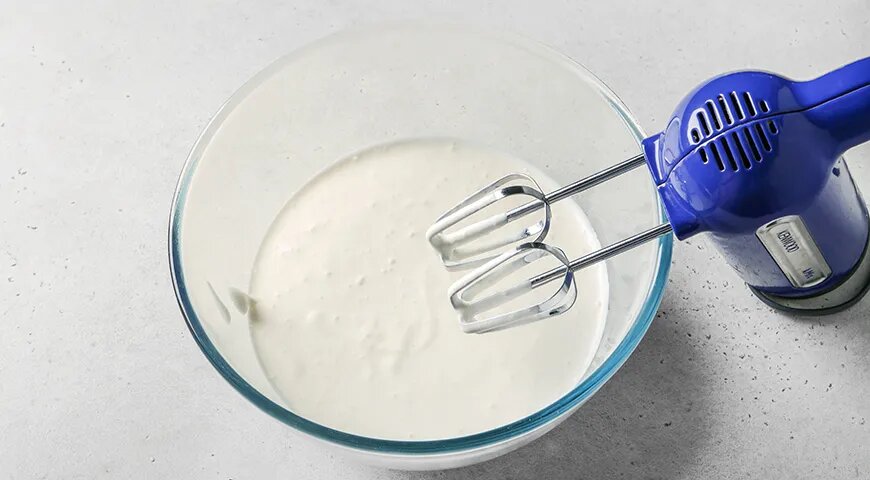   Крем с вареной сгущенкой для торта (gastronom.ru)