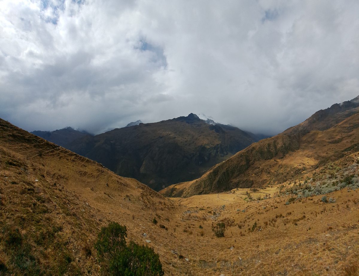 Фото А. Кожевниковой. Cреда обитания исполинских колибри. Анды, Перу