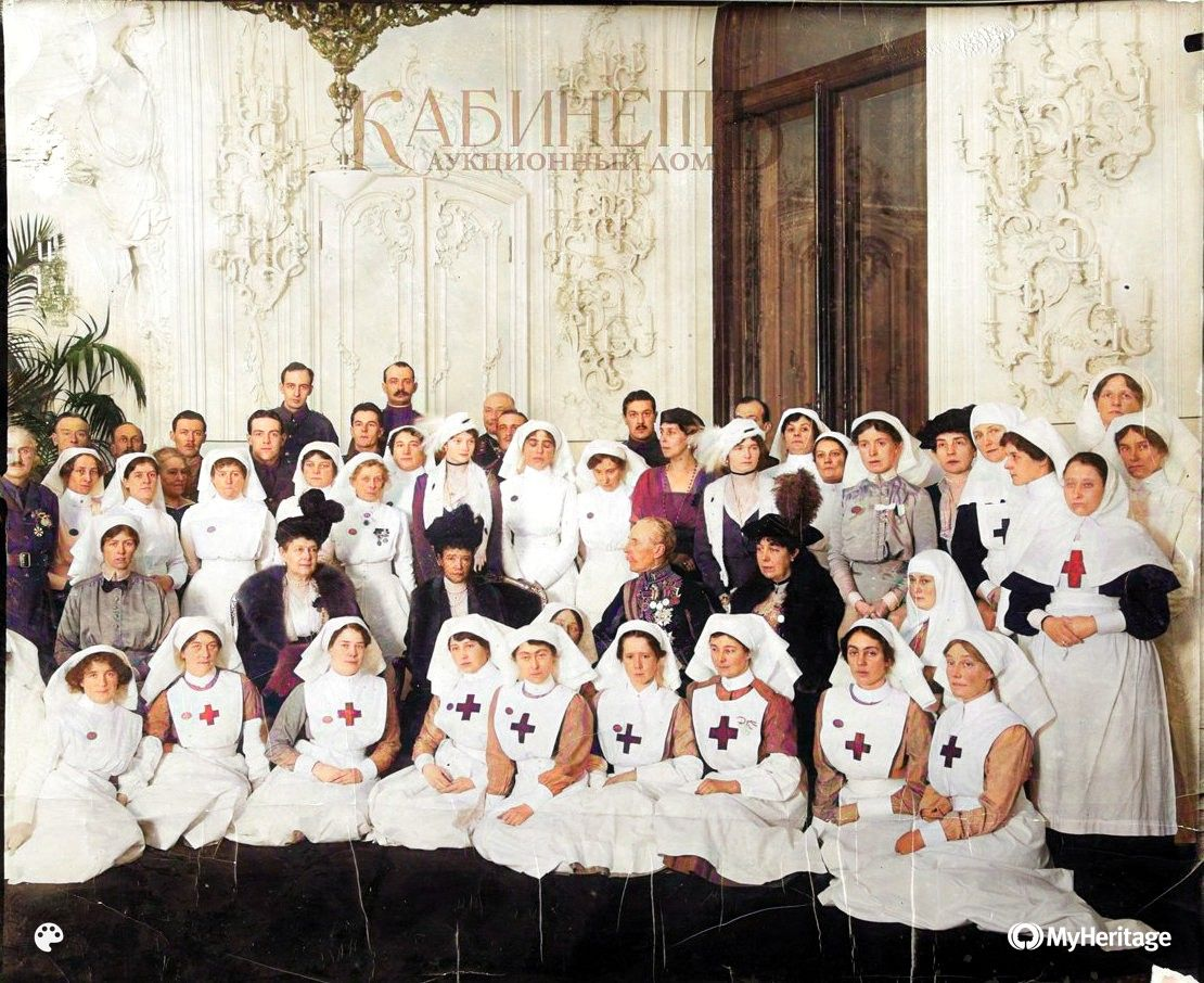 Снимок с открытия госпиталя в присутствии императрицы Марии Фёдоровны. Фото https://avatars.dzeninfra.ru.