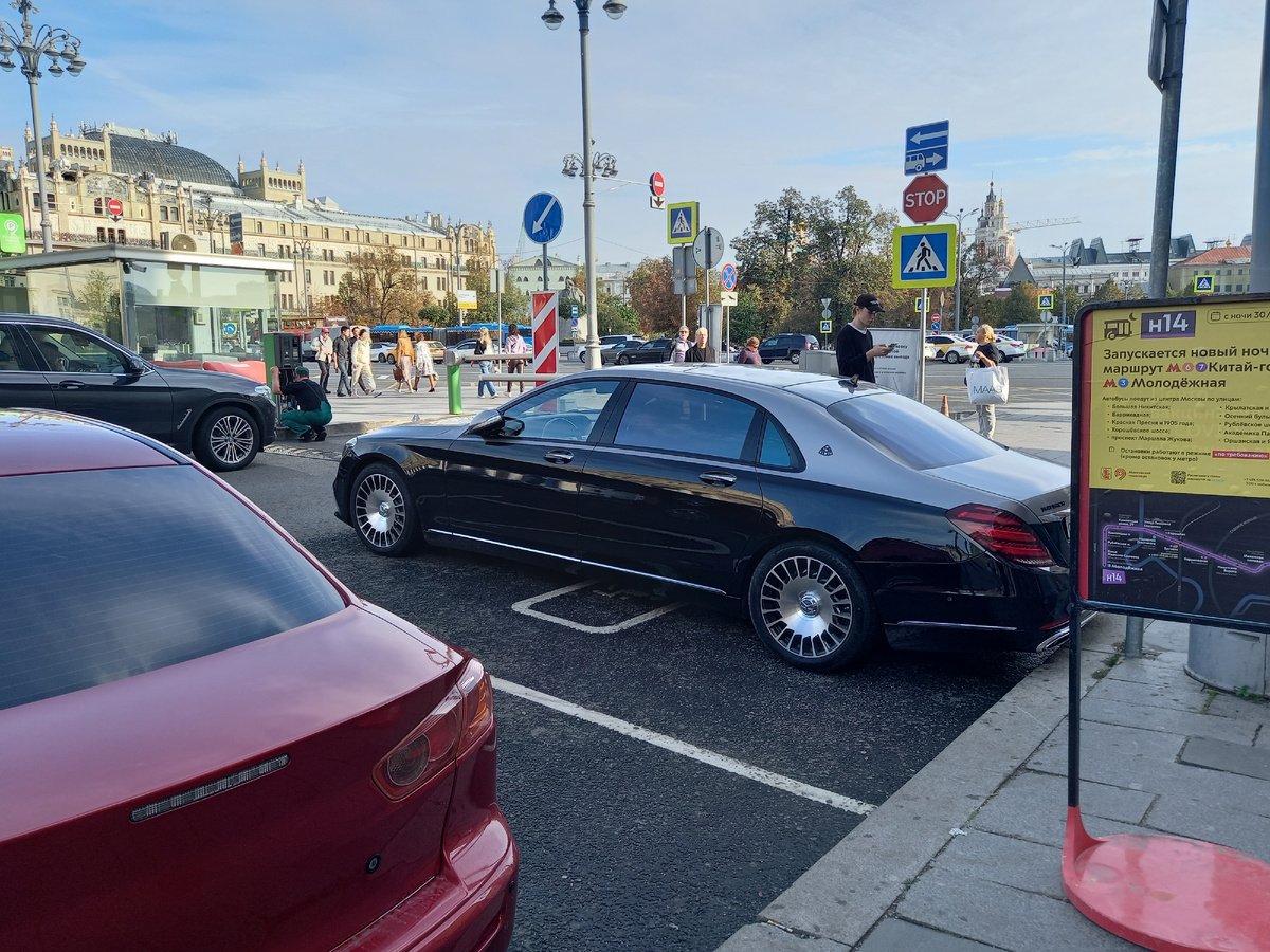 Сегодня новый автомобиль обойдется российскому покупателю в среднем в 3,1 млн рублей. Вспоминается, что можно было купить за эту сумму ещё этак лет 5-6 назад?