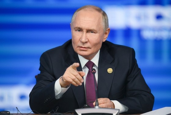    Владимир Путин