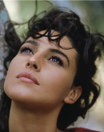 Моника Белуччи в молодости