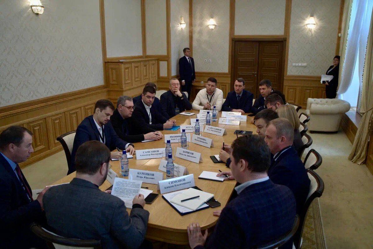    Игорь Буренков провел совещание по общественно-политическому развитию регионов ПФО Белов Михаил Александрович