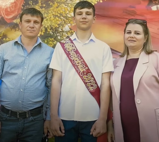 Фотография Яны и Валеры с сыном Леонидом