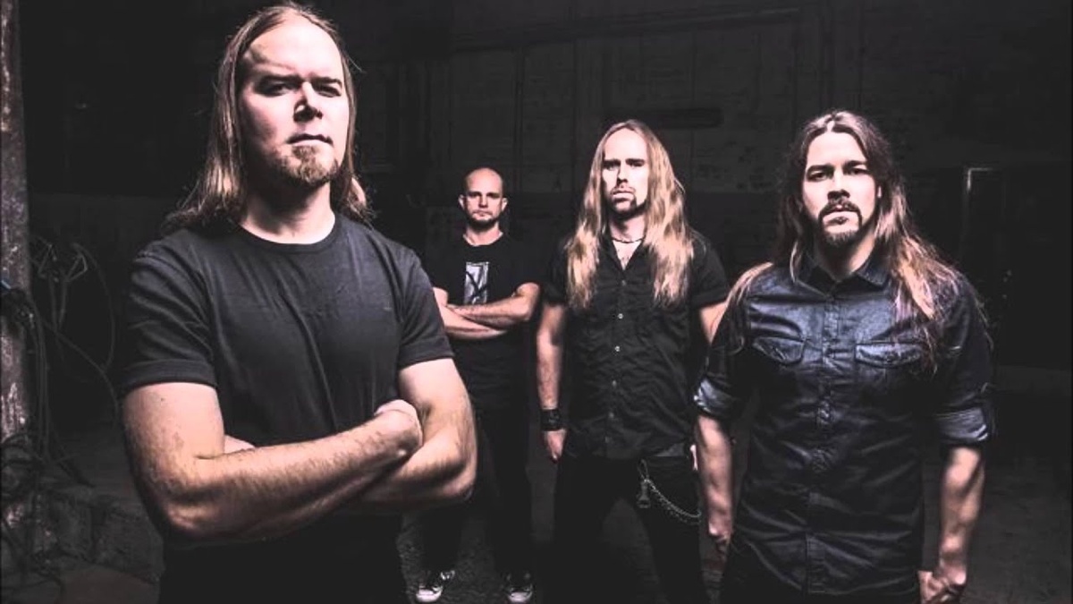 Insomnium — финская англоязычная группа из города Йоэнсуу, играющая музыку в стиле мелодик-дэт-метал. Группа была сформирована в 1997 году.