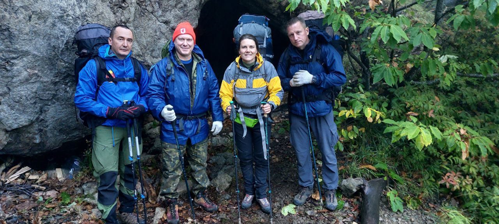 Космонавты на горной подготовке (слева направо): Петр Дубров, Олег Артемьев, Анна Кикина, Сергей Прокопьев. Фото: ЦПК им. Ю.А. Гагарина