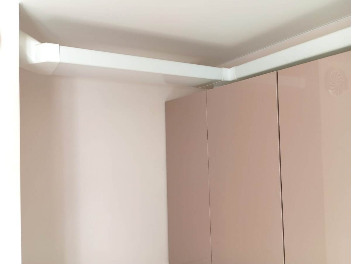 Фото 2. Подключение вытяжки к вентиляционной шахте