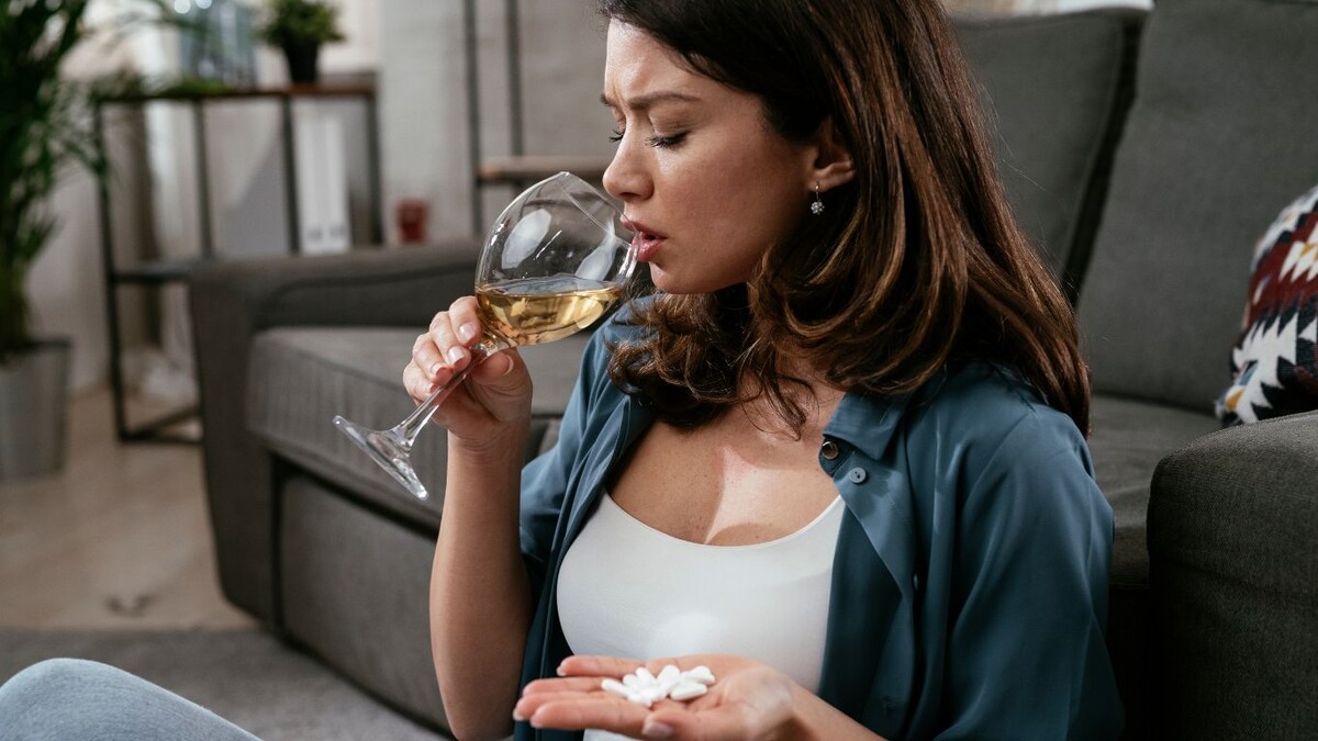 Может ли алкоголь снизить эффективность лекарства? 