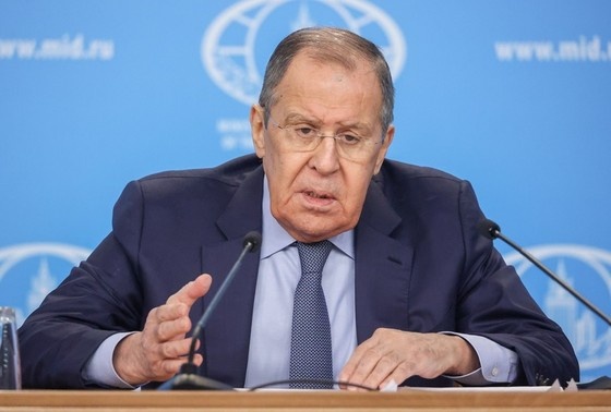    Сергей Лавров