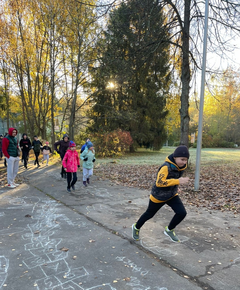 Ещё в 4-ом классе. Фото автора. 