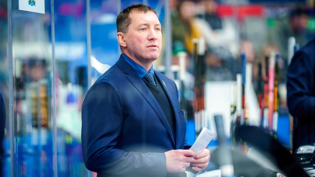    Сергей Решетников отстранён от должности главного тренера ХК «Югра»
