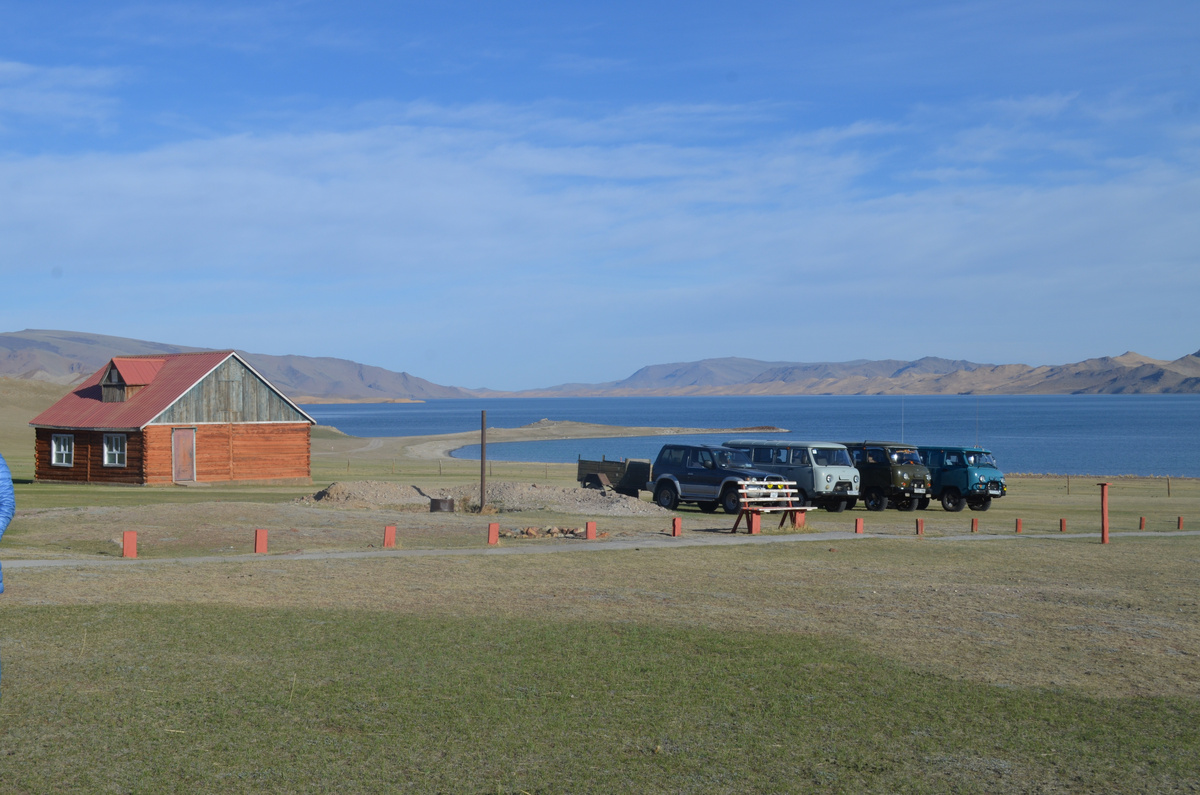 Это те самые места красивые и труднопроезжаемые места и наши три "буханки"