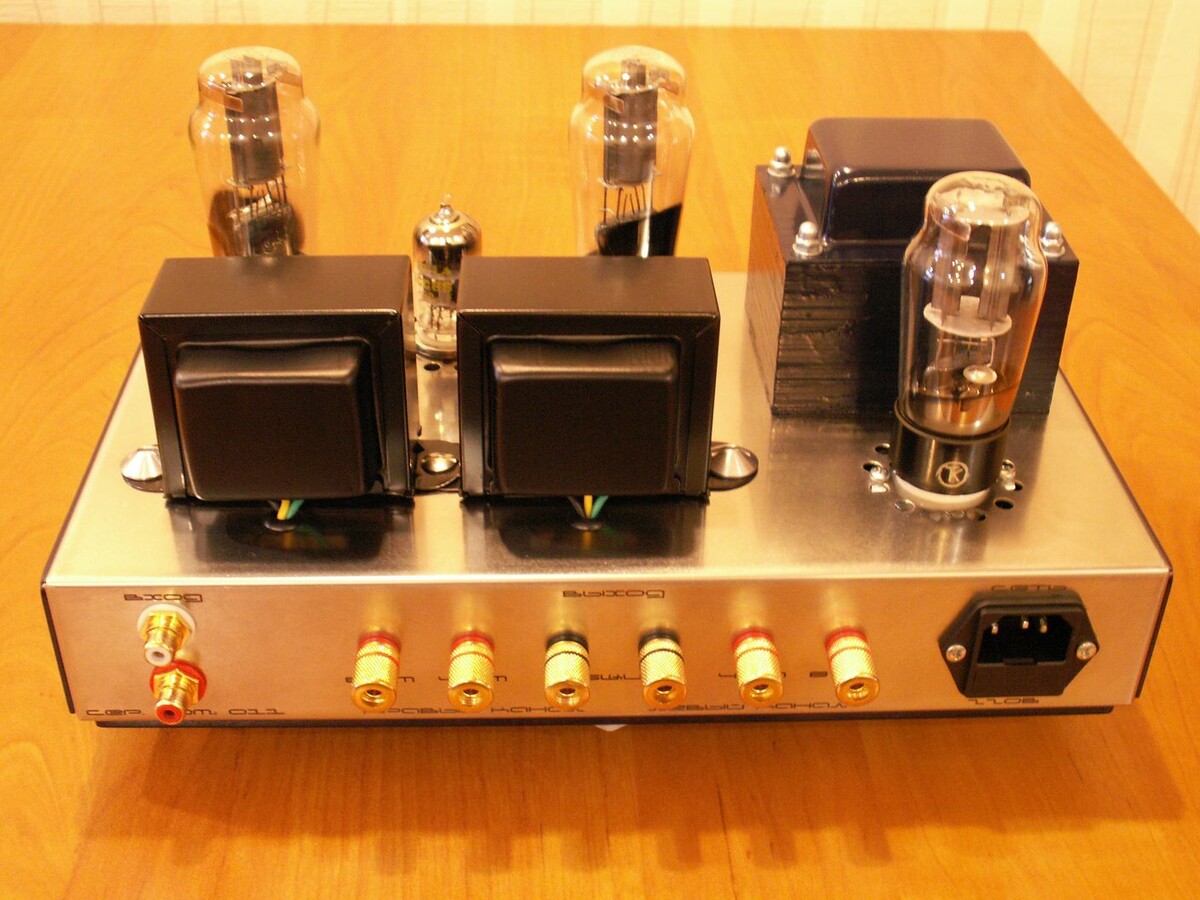 Однотактный (SE) ламповый усилитель мощности на ECC88 и 6Ф6С 