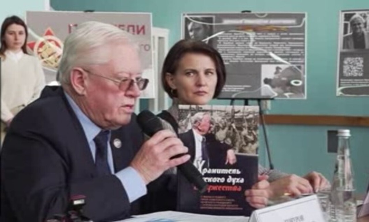    В Курской библиотеке им. Н.Н. Асеева прошла встреча с участниками «Рождественских чтений»