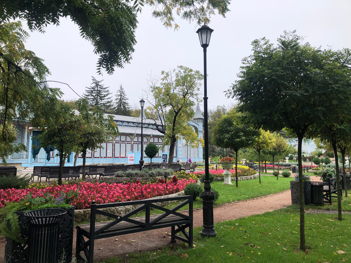 Вид на Лермонтовскую галерею