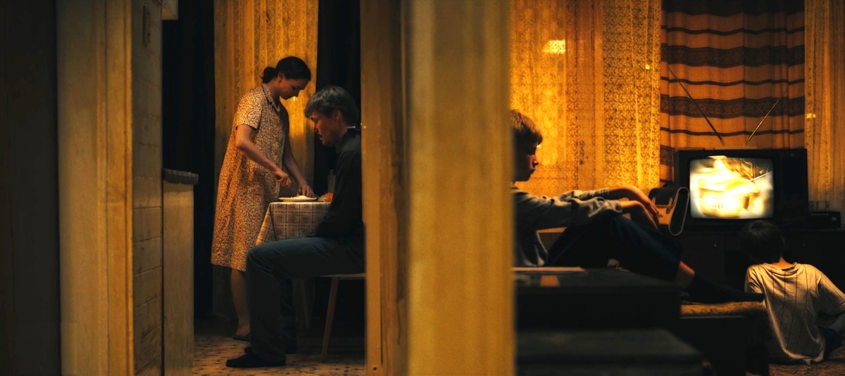 Кадр из т/с «Лихие».