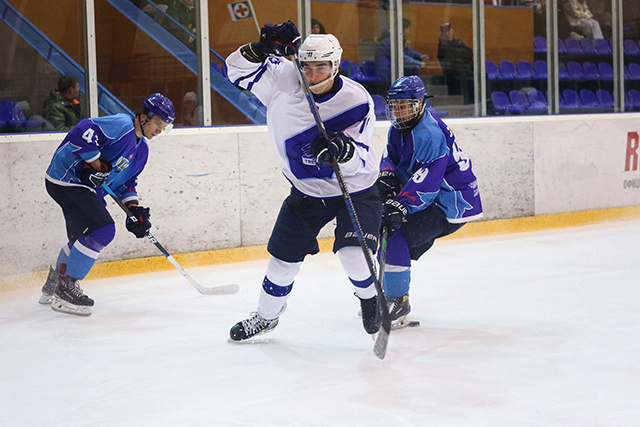 Тверские хоккеисты одержали трудную победу над ХК «Белгород»