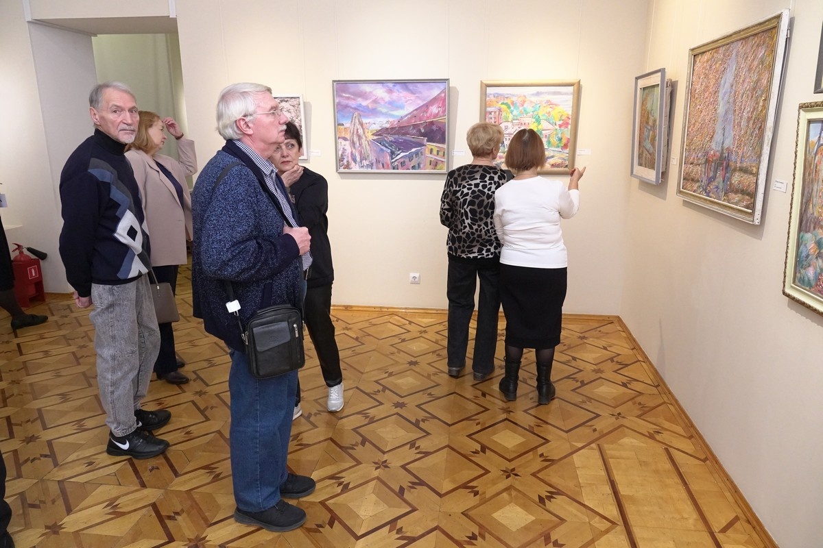    Вернисаж произведений карельского художника Владимира Левицкого состоялся в столице Карелии. Фото: «Республика»/Максим Смирнов