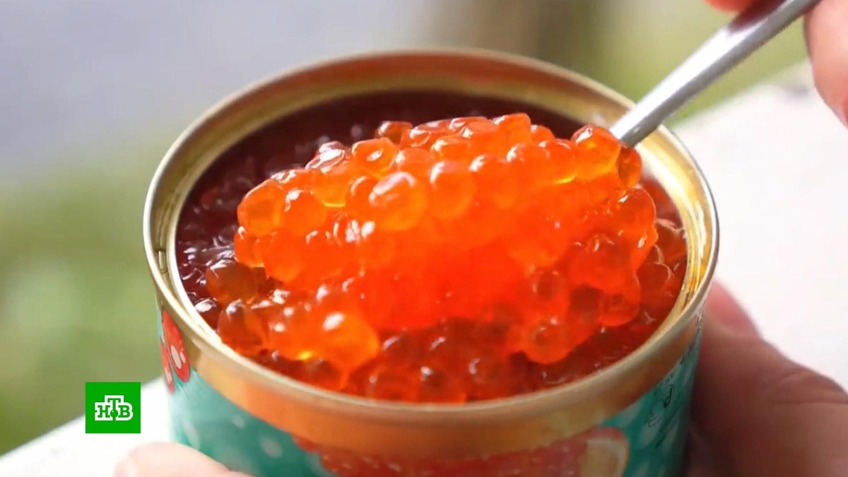    «Известия»: красная икра подорожала на 25%