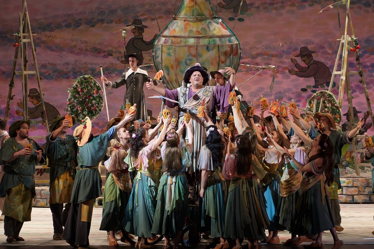 Дулькамара ( Р. Улыбин), фото с софициального сайта МАМТ