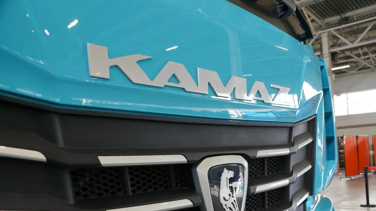    KAMAZ.