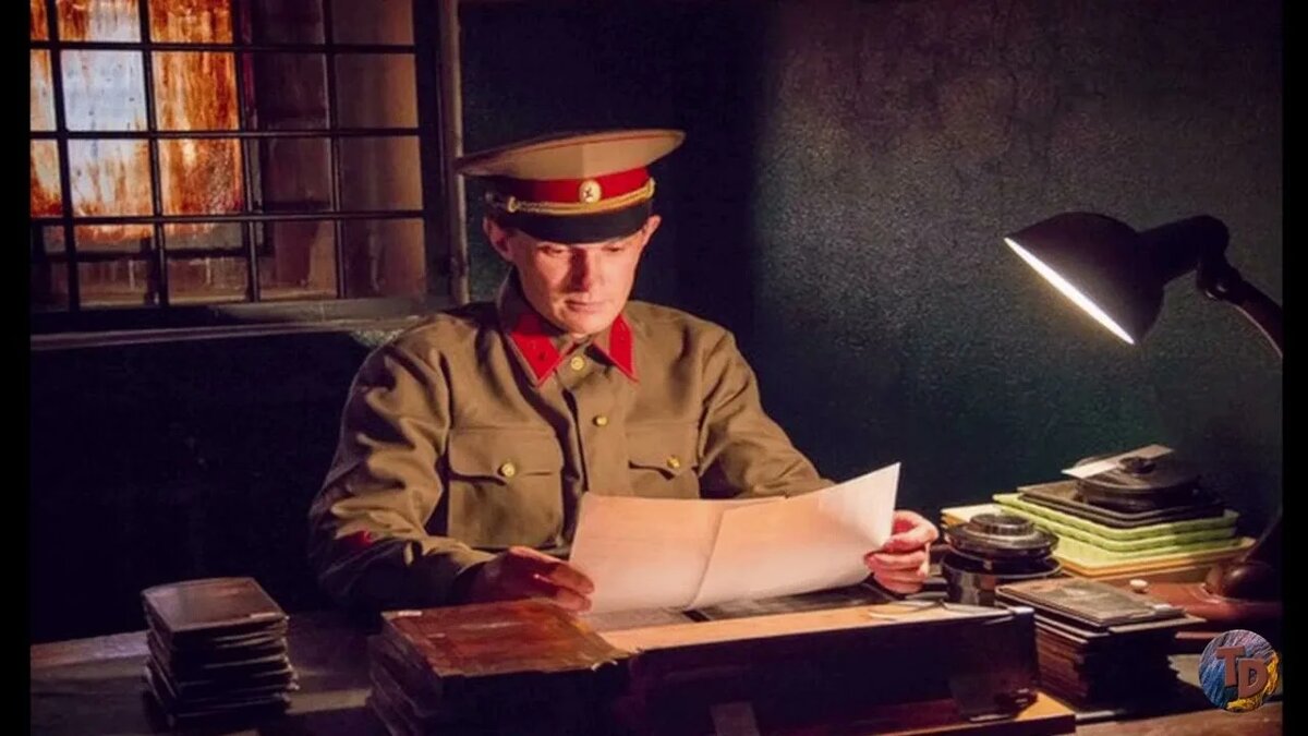 Военный следователь за работой. Изображение взято из открытого источника "Яндекс Картинки".