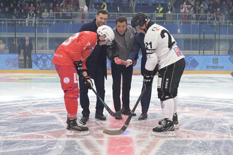    ДИП Свердловской области / Первый кубок губернатора по мини-хоккею с мячом стартовал в Первоуральске