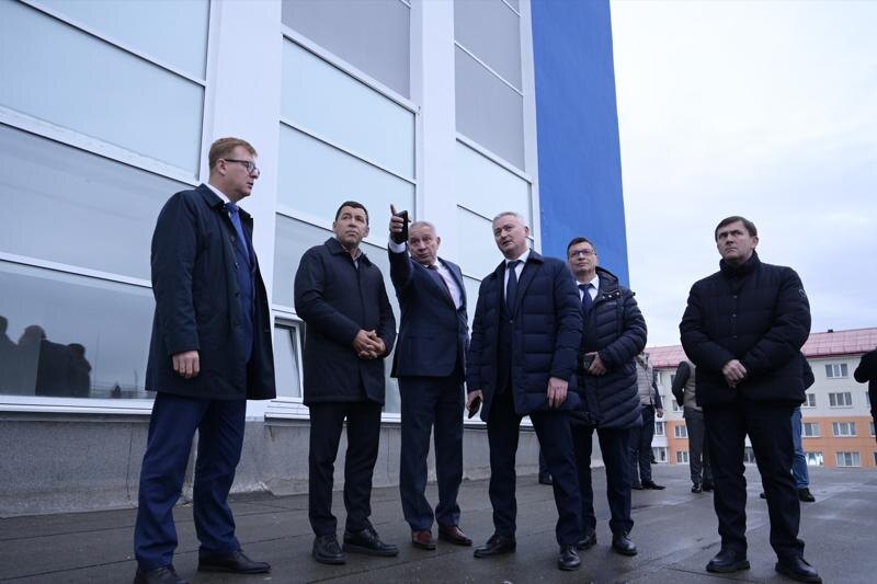    ДИП Свердловской области/Поездка Евгения Куйвашева на спортивные объекты Первоуральска