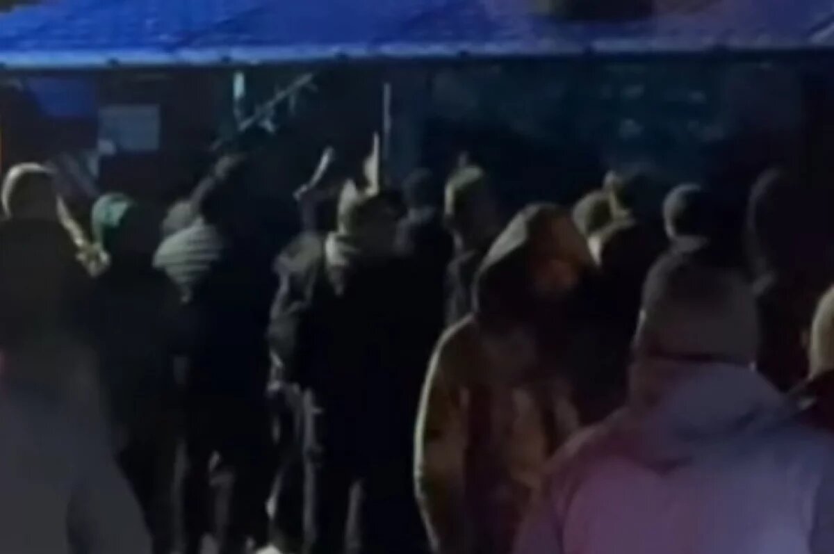    После убийства женщины-таксиста в Коркино на улицы вышли около 150 человек