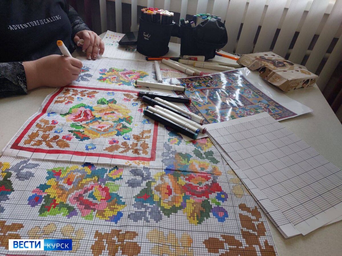    В Курском областном дворце культуры возродят суджанские ковры