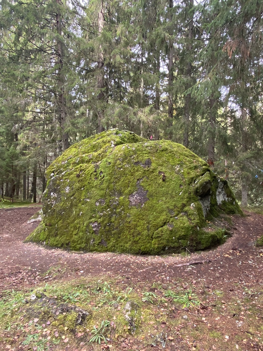 Камень Добряк