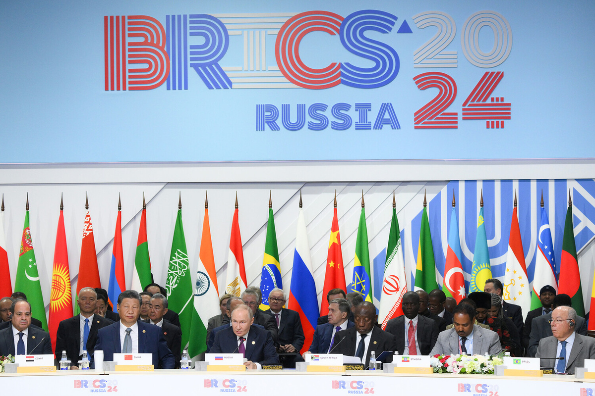 Саммит в Казани вместо готовых решений ключевых проблем лишь поставил новые вопросы.