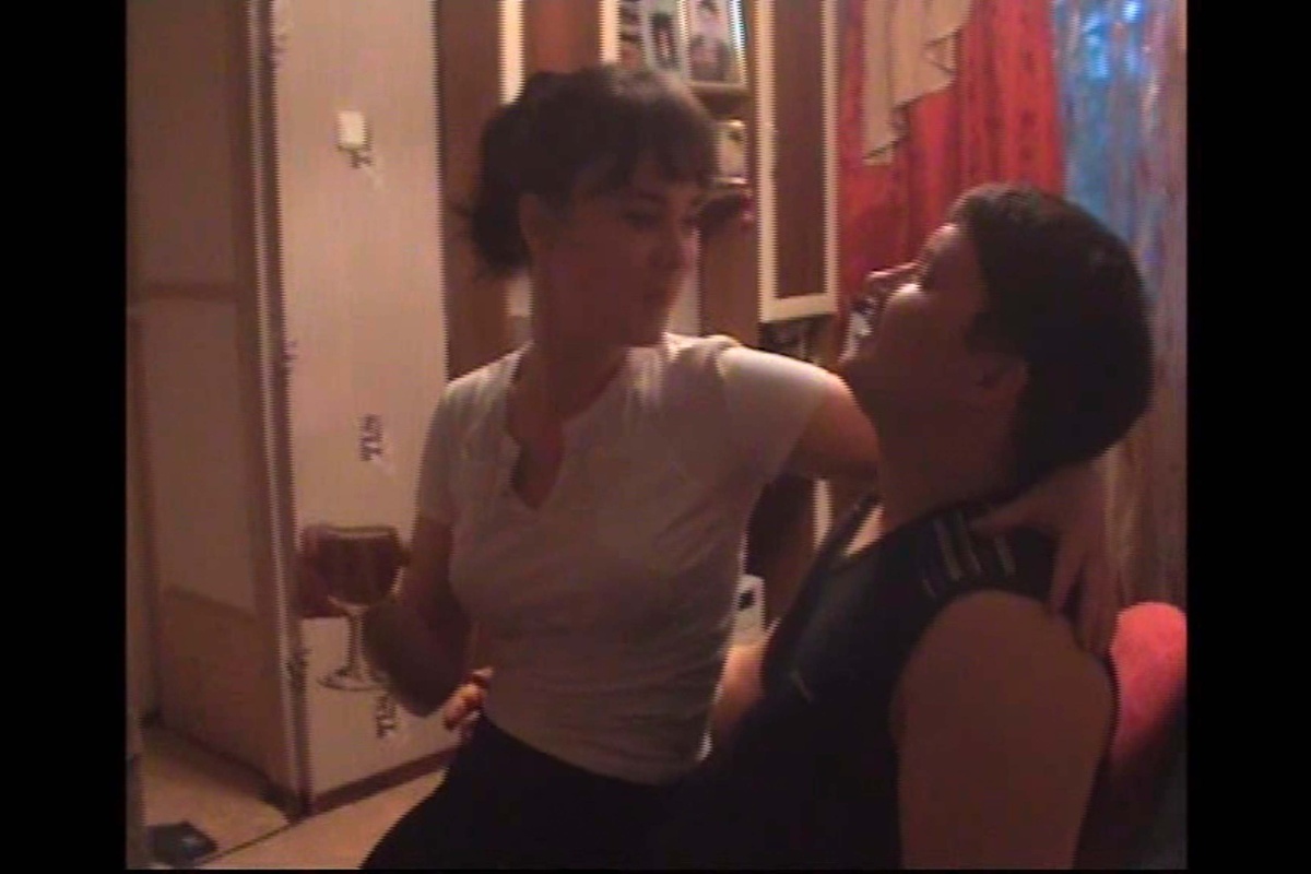 Материал автора. Скрин кадра из видео архива. День рождения Олега. 2009 год