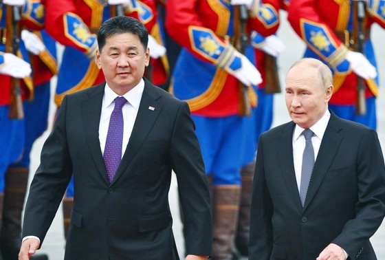    Церемония официальной встречи президента России Владимира Путина с президентом Монголии Ухнагийн Хурэлсухом