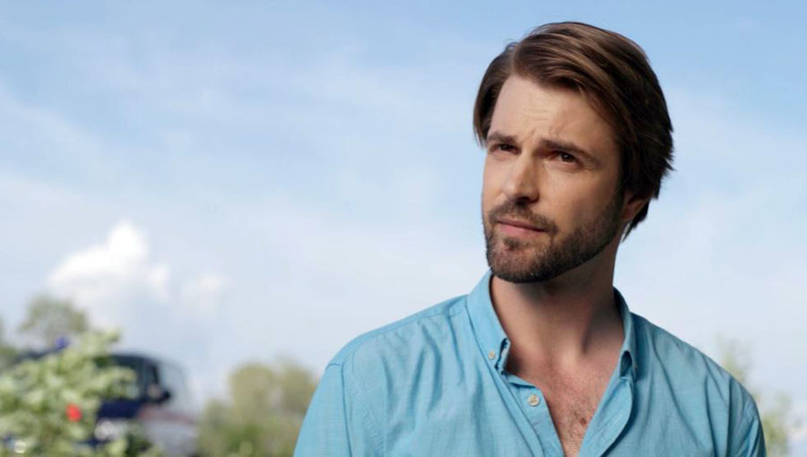 Писатель (кадры Кино-театр.ру)