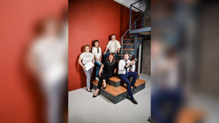    Сегодня день рождения у старейшей областной газеты «Южный Урал» – 107 лет Белов Михаил Александрович