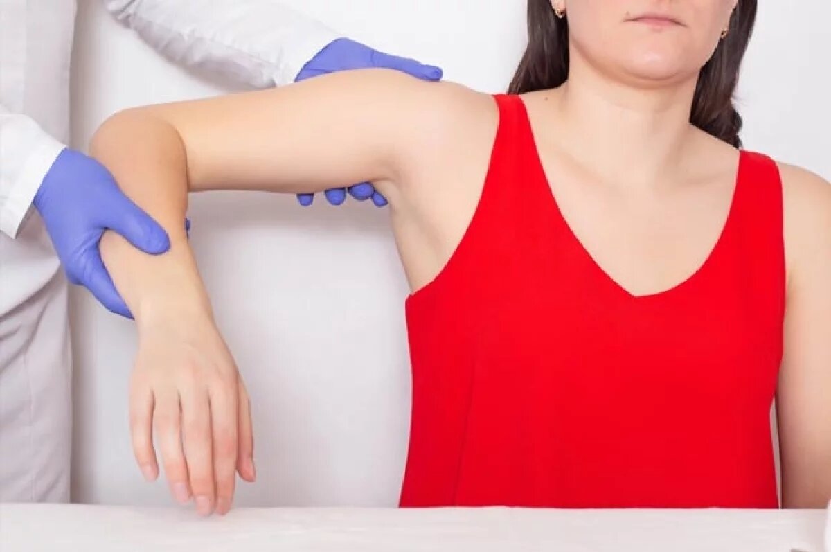    Разгибать без боли.