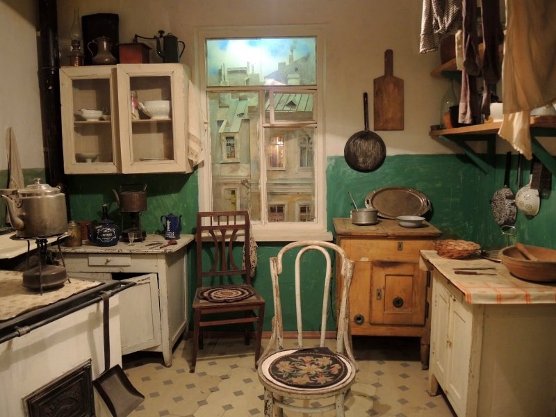 Кухня в коммуналке и легендарные примусы