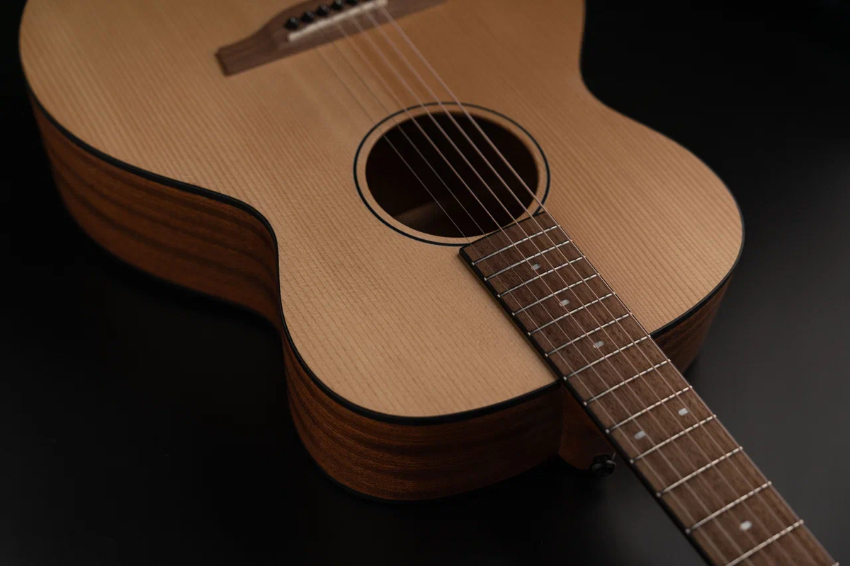 Акустическая гитара Covenant 170R