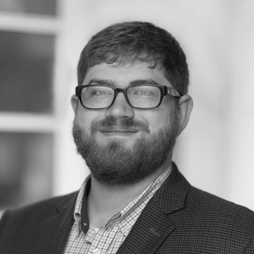    Майлз Брендедж