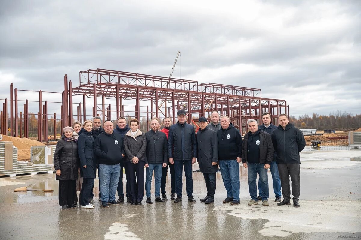    Псковские депутаты посетили площадку экотехнопарка в Палкинском районе