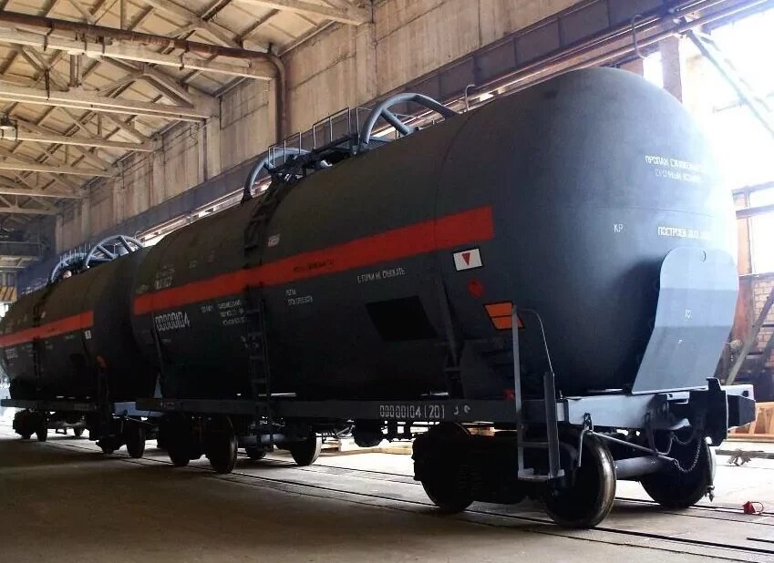 Опытный образец цистерны 15-6758 от «НовоТехРейл». Источник: НовоТехРейл
