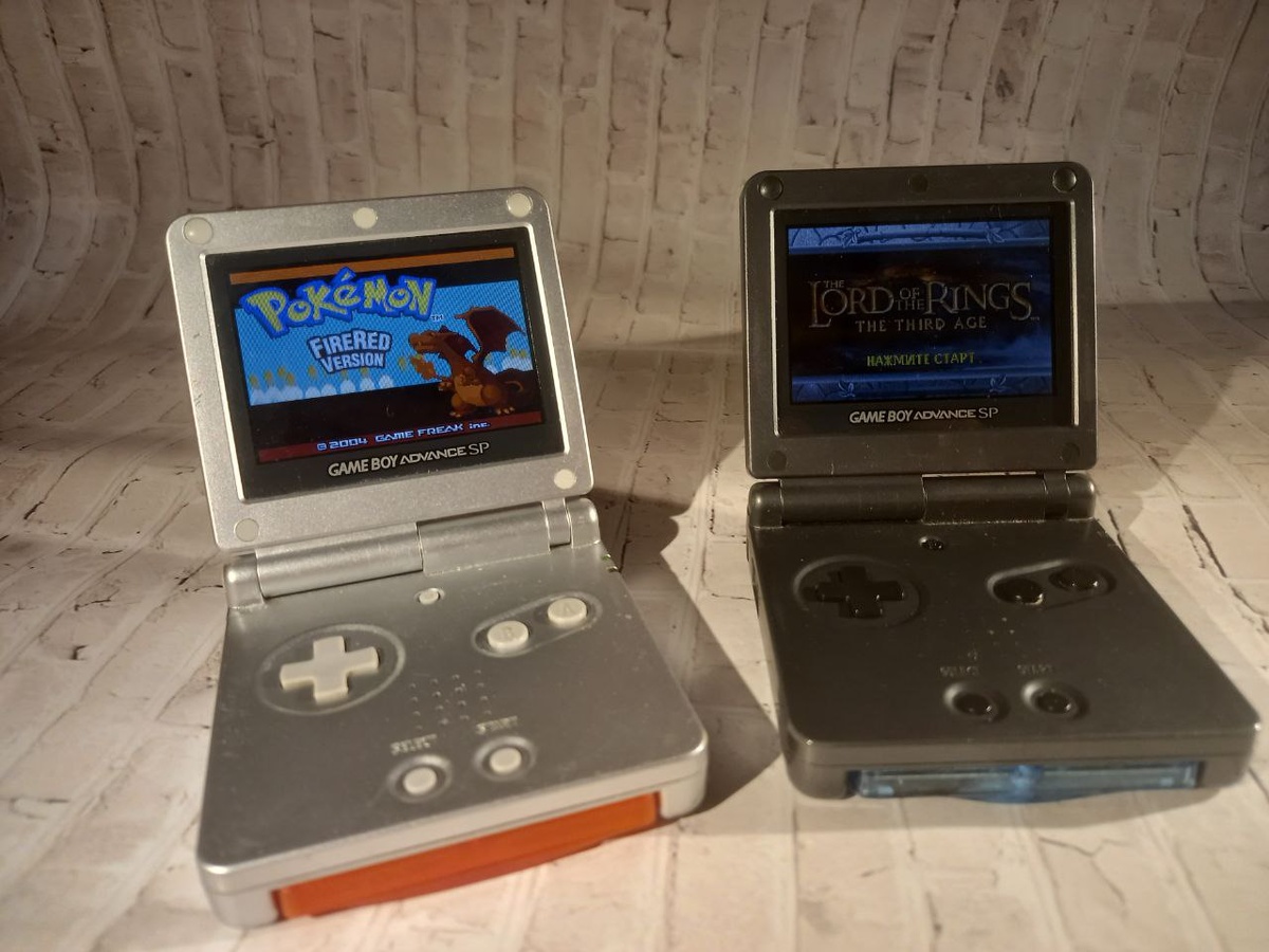 Game Boy Advance SP 2 штуки