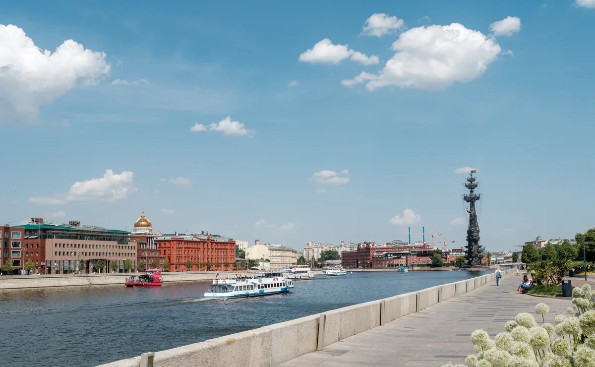    ТОП-12 самых интересных набережных в городах России