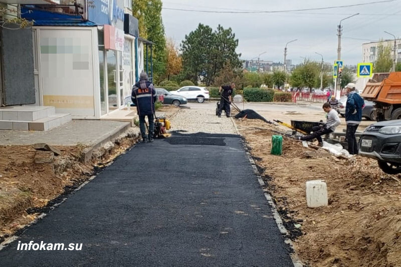    Завершается ремонт тротуара на улице Пролетарской