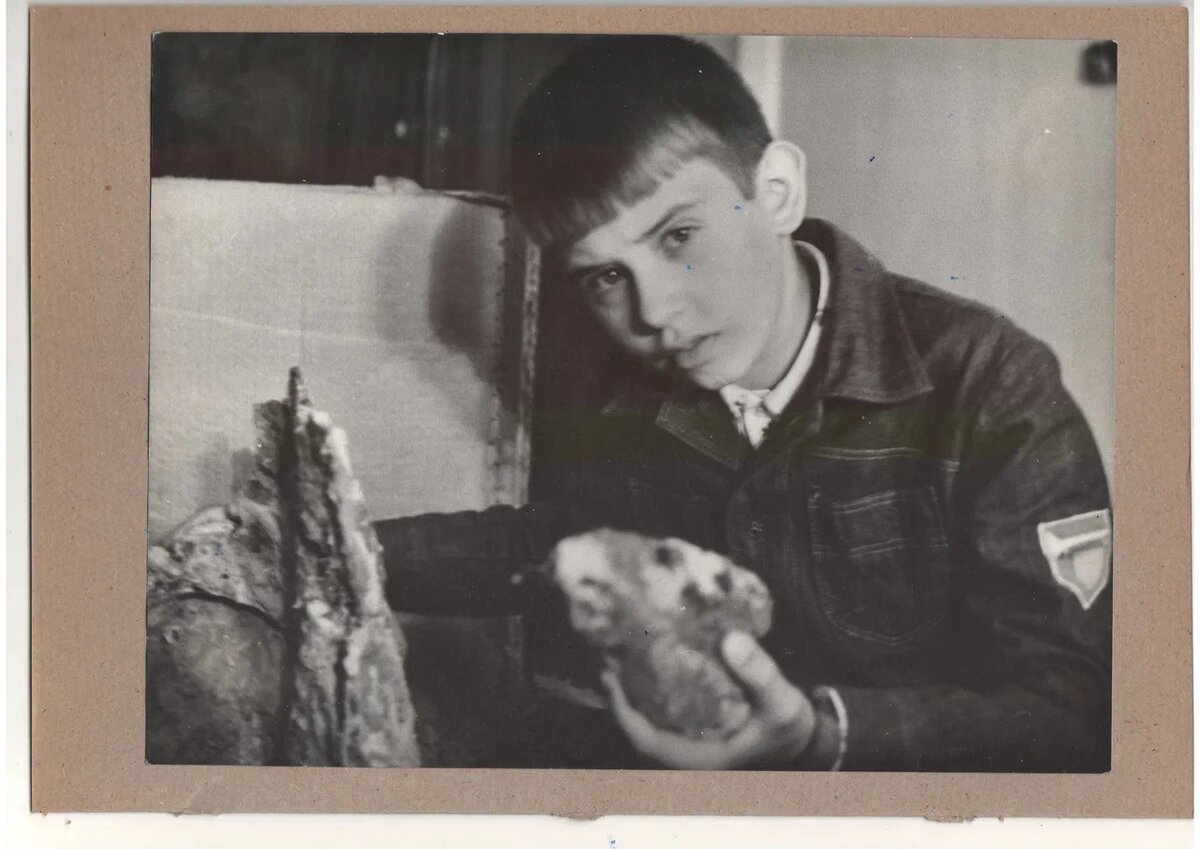 Снимок, сделанный корреспондентом "Пионерской правды", Андрей Строков хранит с 1981 года. 