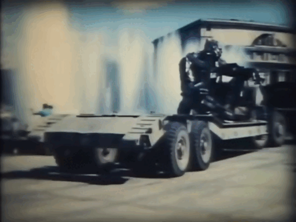 Процесс строительства, транспортировки и установки мемориала "Черный тюльпан"