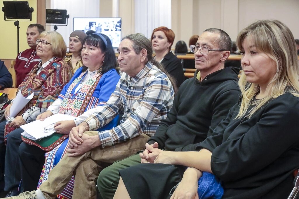    Учреждения культуры Югры обсудили вопросы сохранения этнокультурного достояния страны
