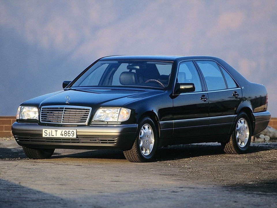 Mercedes-Benz S600 W140